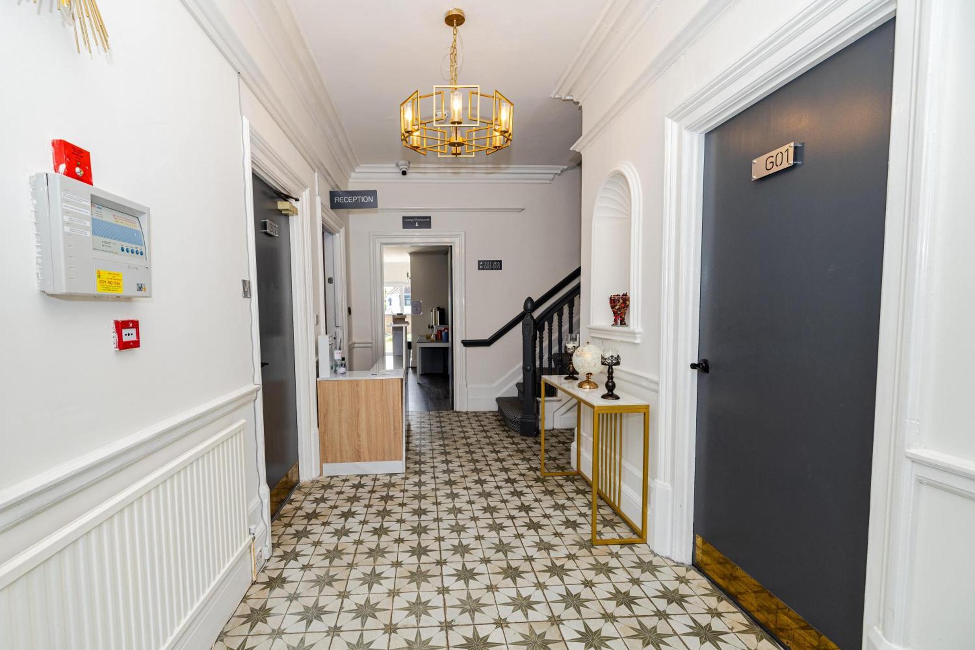 Woodford Hotel London Exterior foto