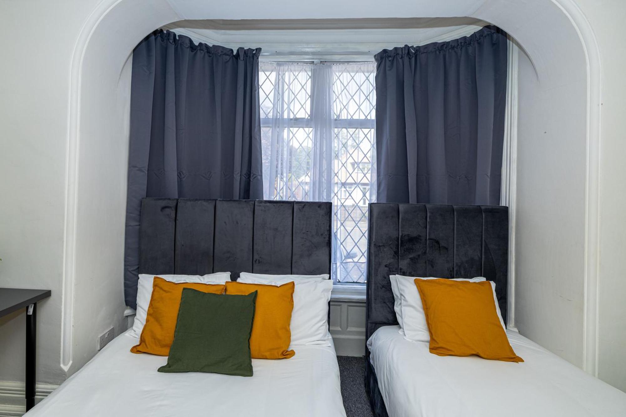 Woodford Hotel London Exterior foto